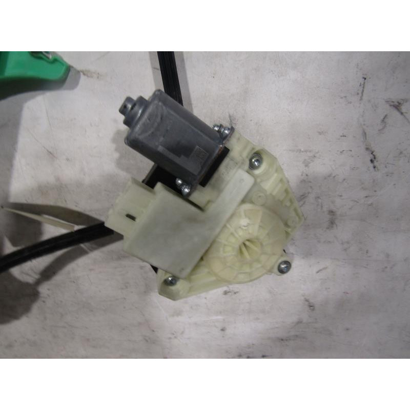 Leve vitre electrique arriere gauche VOLKSWAGEN GOLF 7 Photo n°1