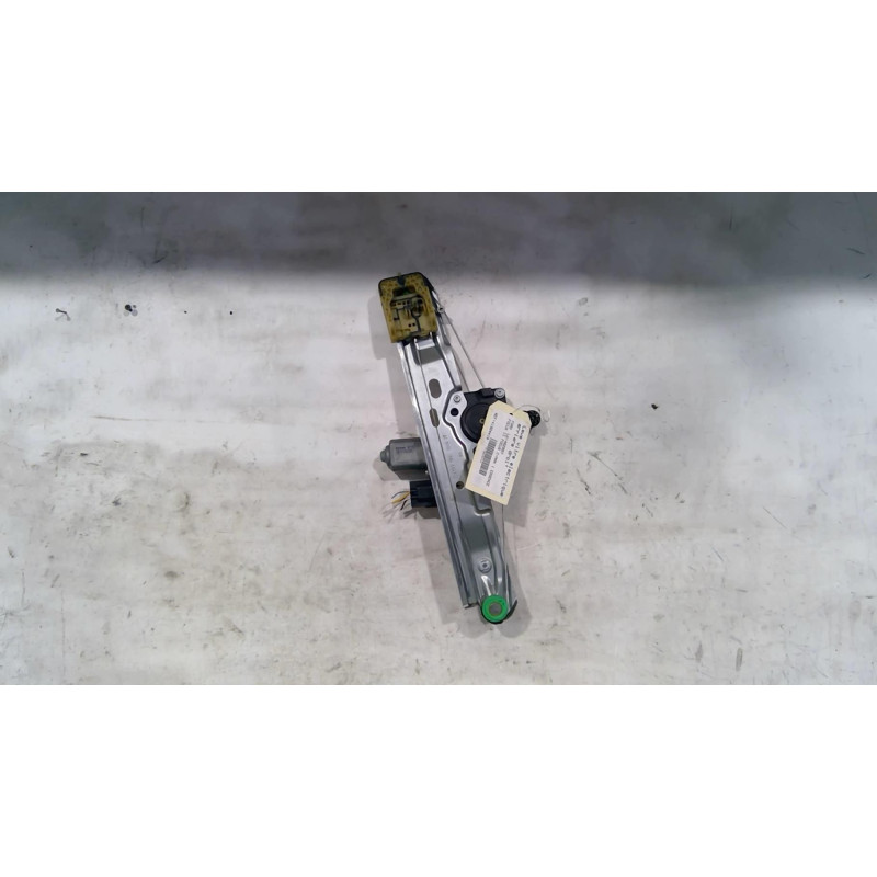 Leve vitre electrique arriere droit FORD FOCUS 3 Photo n°1