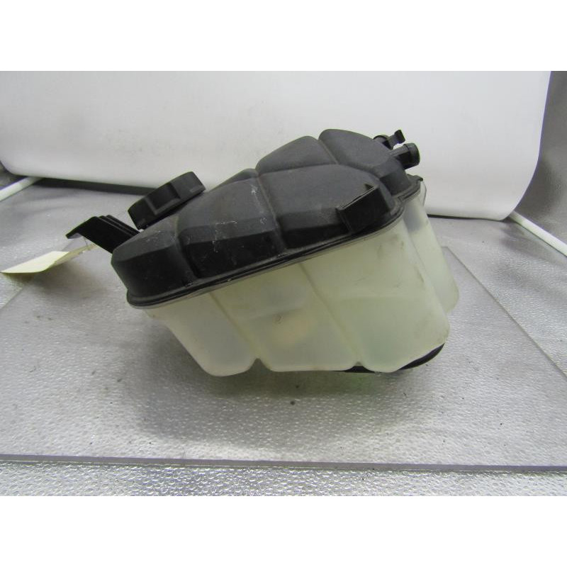 Vase d'expansion VOLVO V 60 2 Photo n°1