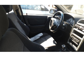 Feu arriere stop central OPEL ASTRA G Photo n°8