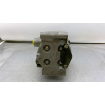 Compresseur clim FORD FIESTA 5 Photo n°3