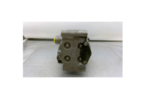 Compresseur clim FORD FIESTA 5 Photo n°3