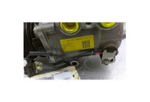 Compresseur clim FORD FIESTA 5 Photo n°5