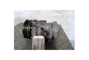 Compresseur clim FORD FIESTA 5 Photo n°3