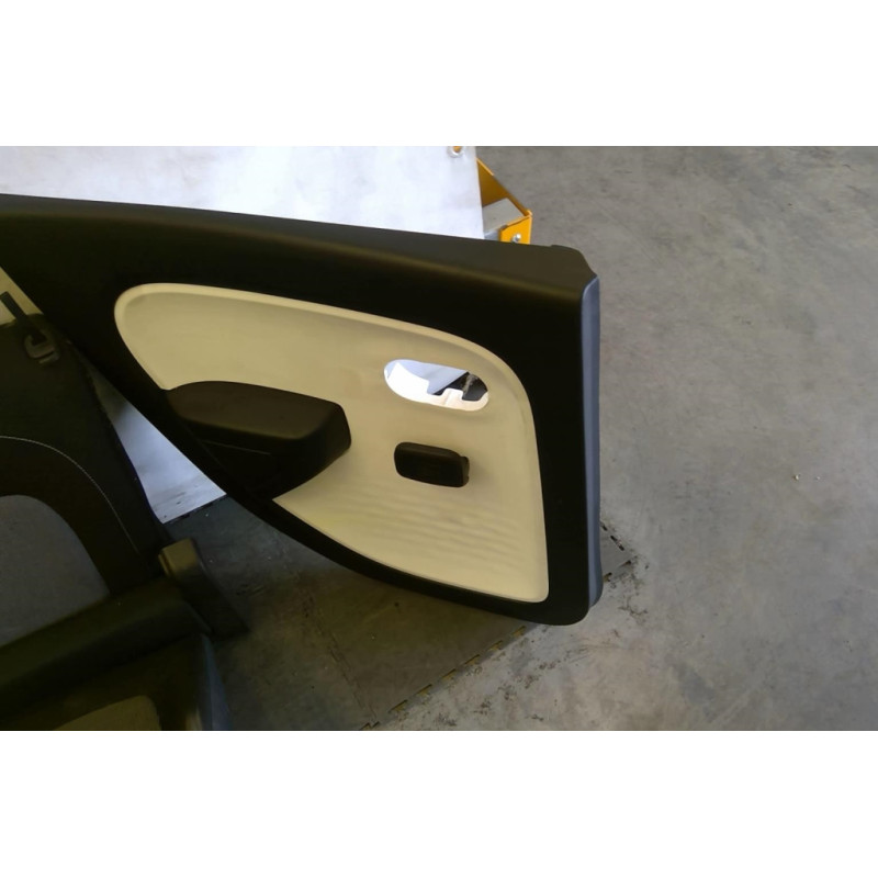 Interieur complet RENAULT TWINGO 3 Photo n°1