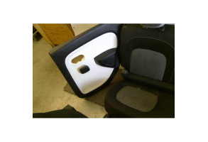 Interieur complet RENAULT TWINGO 3 Photo n°8