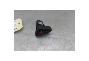 Bouton de warning CITROEN C5 2 Photo n°1