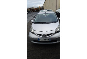 Renfort pare choc arriere (traverse) TOYOTA AYGO 1 Photo n°5