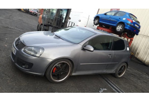 Renfort pare choc arriere (traverse) VOLKSWAGEN GOLF 5 Photo n°9