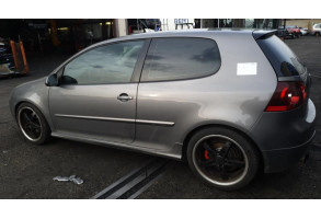 Renfort pare choc arriere (traverse) VOLKSWAGEN GOLF 5 Photo n°10