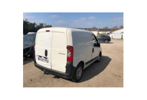 Traverse superieure PEUGEOT BIPPER Photo n°2