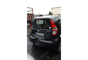 Feu arriere stop central SUZUKI SPLASH Photo n°3