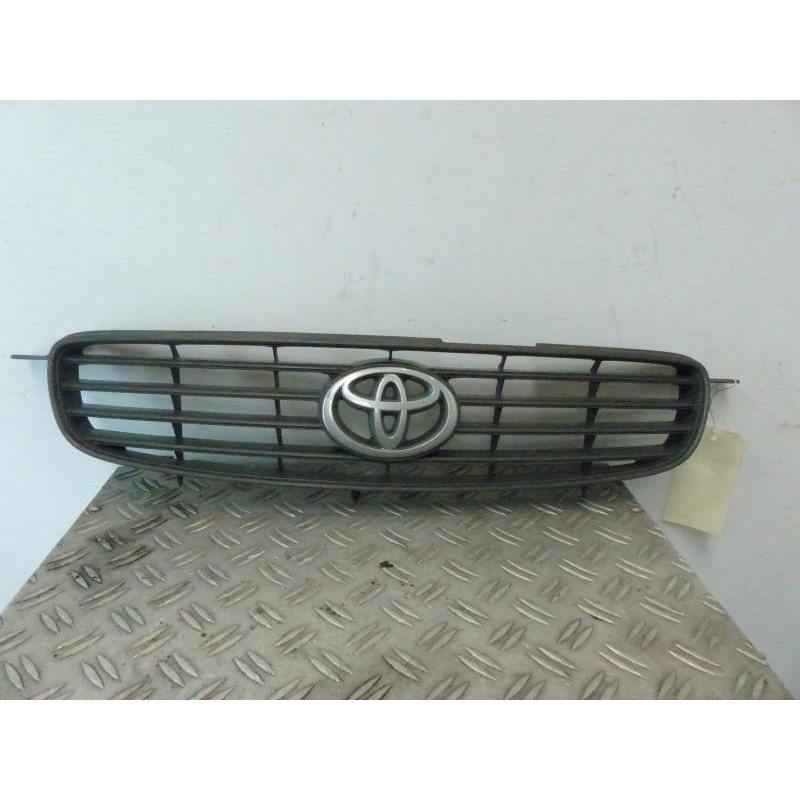 Calandre TOYOTA COROLLA 9 Photo n°1