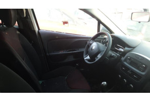 Feu arriere secondaire gauche (feux) RENAULT CLIO 4 Photo n°4
