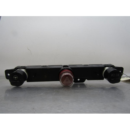 Bouton de warning FIAT 500 2