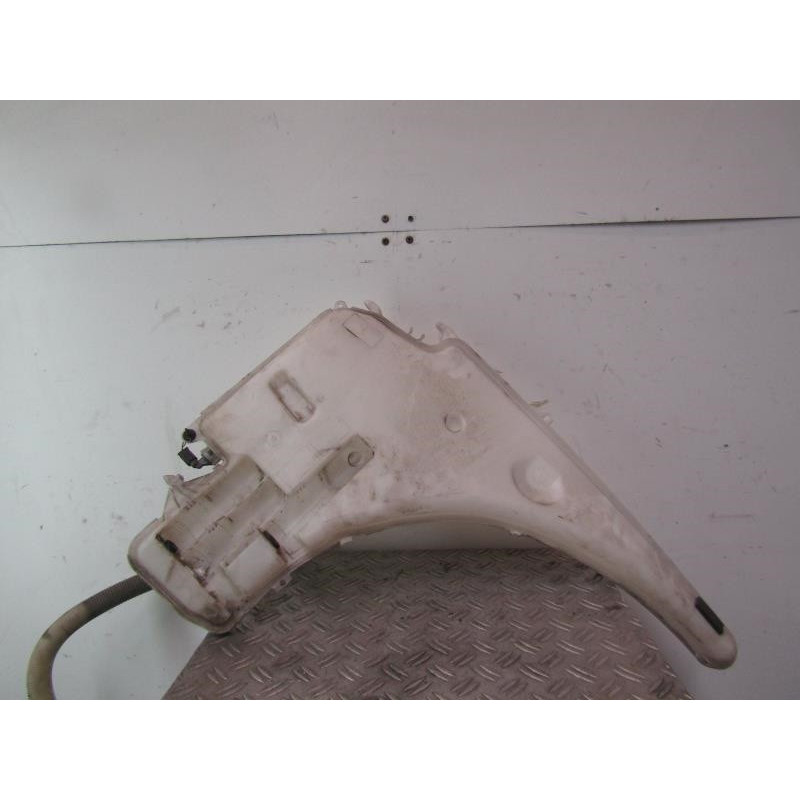 Vase de lave glace BMW SERIE 1 E87 Photo n°1