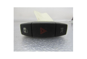 Bouton de warning BMW SERIE 1 E87 Photo n°2