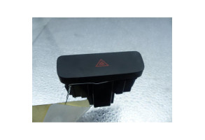 Bouton de warning FORD KA+ Photo n°1