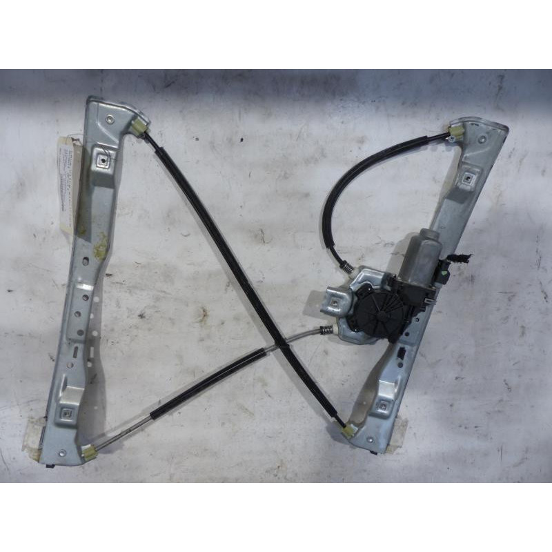 Leve vitre electrique avant droit CITROEN DS3 Photo n°1