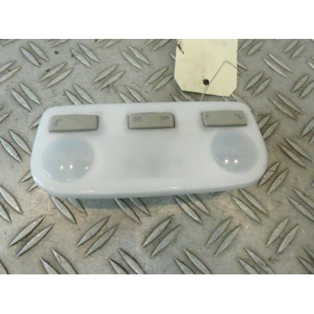 Eclairage de plafonnier RENAULT CLIO 4