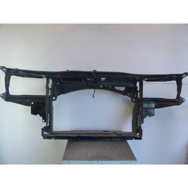 Armature avant, Masque avant SKODA OCTAVIA 1 Photo n°1
