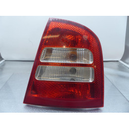 Feu arriere principal droit (feux) SKODA OCTAVIA 1 Photo n°1