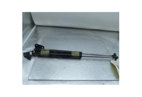 Verin de coffre HONDA FR-V Photo n°1