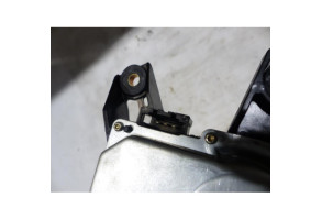 Moteur essuie glace arriere MERCEDES CLASSE A 168 Photo n°4