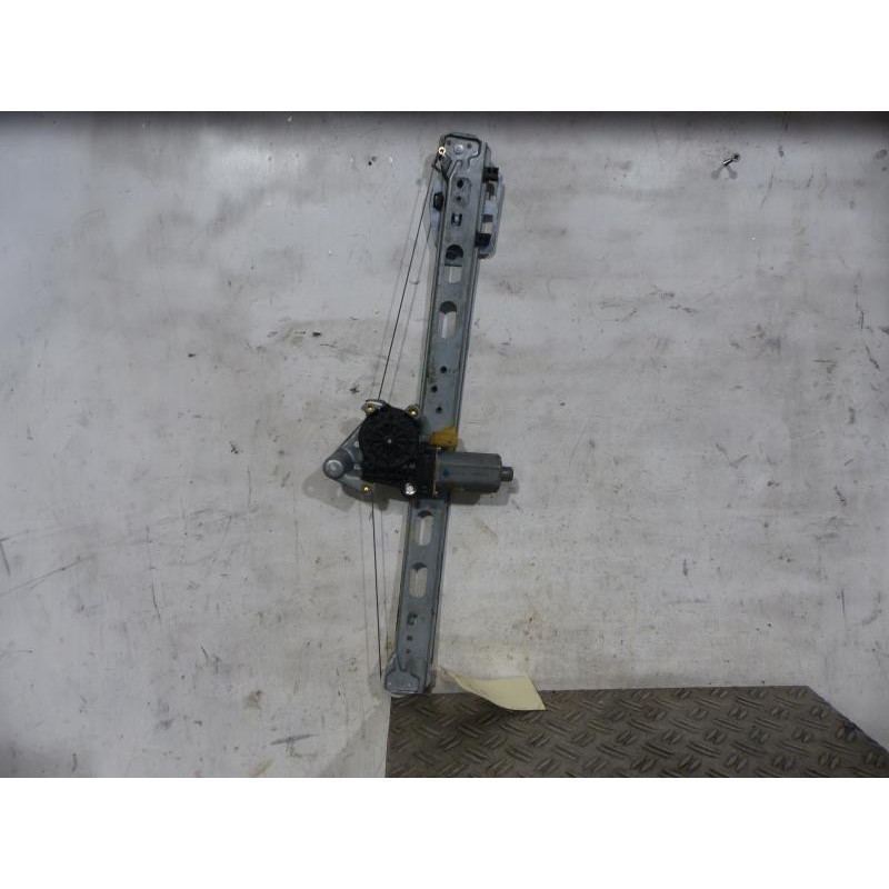 Leve vitre electrique arriere gauche MERCEDES CLASSE M 163 Photo n°1