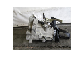 Boite de vitesses VOLKSWAGEN FOX Photo n°1