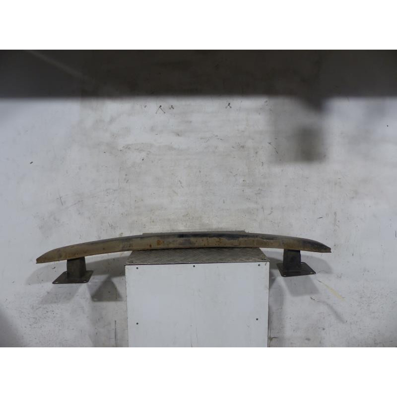 Renfort pare choc arriere (traverse) VOLKSWAGEN FOX Photo n°1
