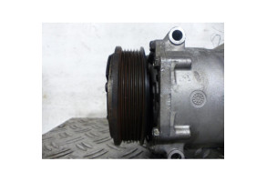Compresseur clim FORD FIESTA 6 Photo n°2