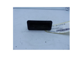 Bouton de coffre FORD FIESTA 6 Photo n°1