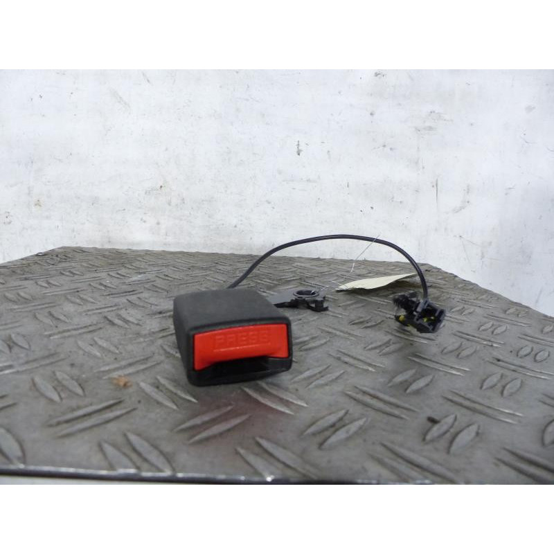 Ceinture arriere centrale CITROEN C4 PICASSO 1 Photo n°1