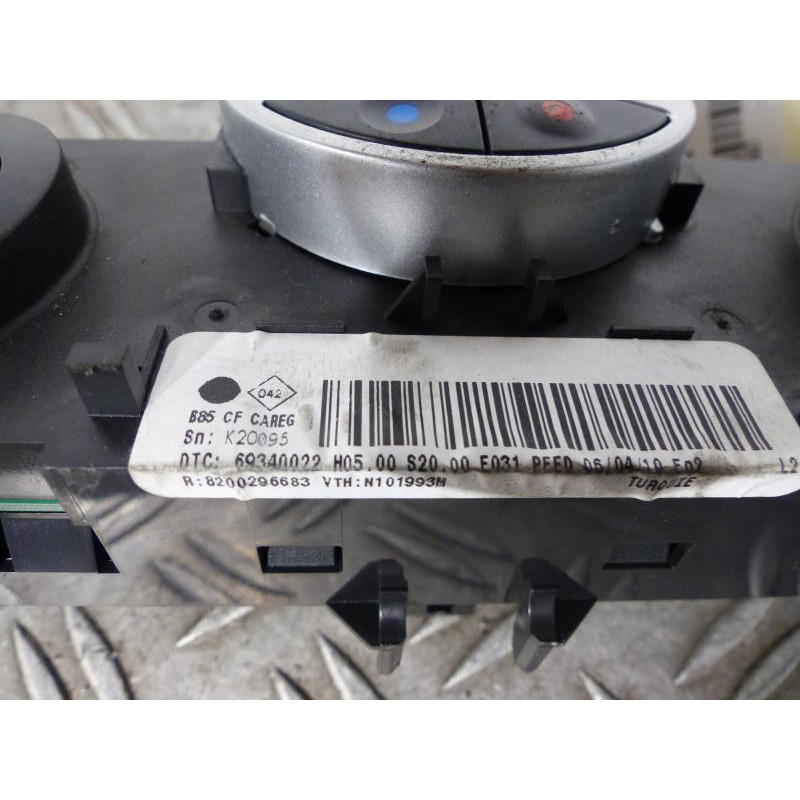 Commande chauffage RENAULT CLIO 3 Photo n°1
