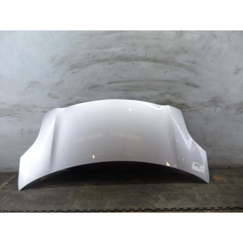 Capot TOYOTA YARIS 2 Photo n°1