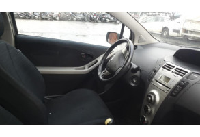Leve vitre electrique avant gauche TOYOTA YARIS 2 Photo n°7
