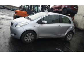 Leve vitre electrique avant gauche TOYOTA YARIS 2 Photo n°10
