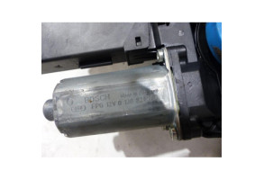 Leve vitre electrique arriere gauche AUDI A4 2 Photo n°4