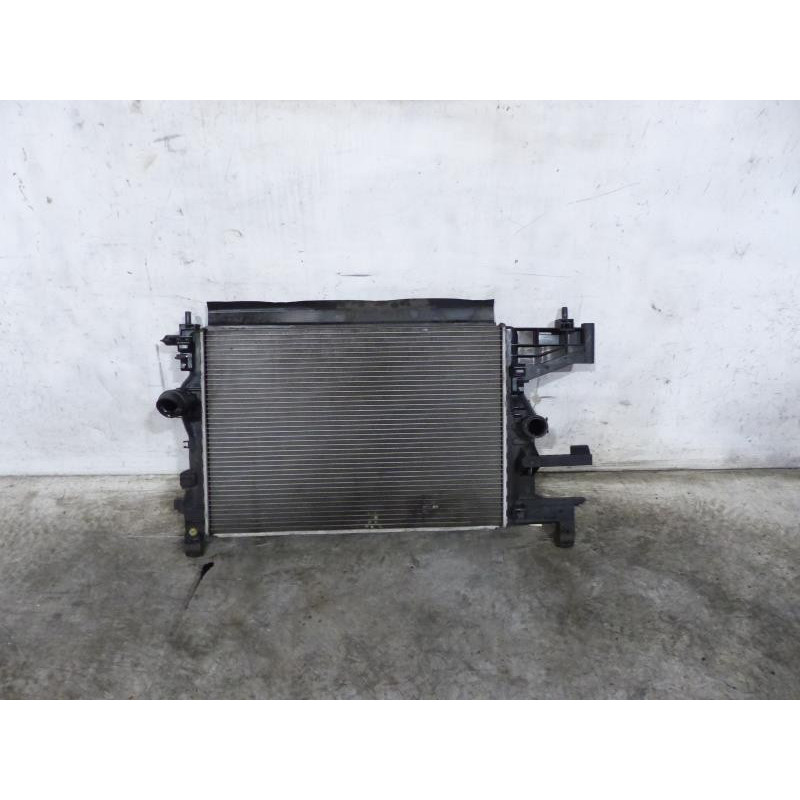 Radiateur eau OPEL ASTRA J Photo n°1