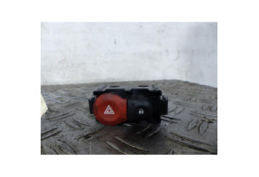 Bouton de warning RENAULT CLIO 3 Photo n°1