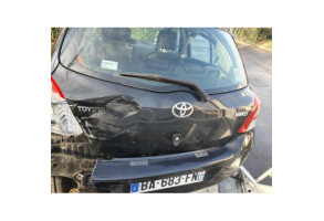 Compteur TOYOTA YARIS 2 Photo n°6