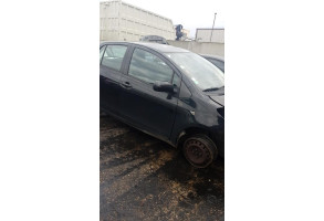 Compteur TOYOTA YARIS 2 Photo n°10