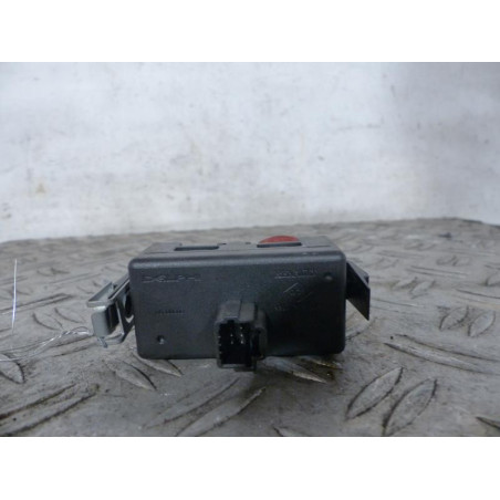 Bouton de warning RENAULT CLIO 3