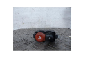 Bouton de warning RENAULT CLIO 3 Photo n°2