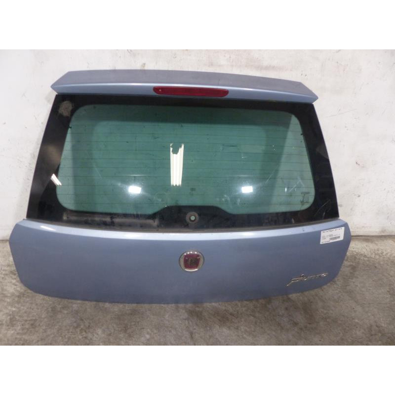 Malle/Hayon arriere FIAT GRANDE PUNTO Photo n°1