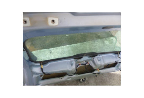 Malle/Hayon arriere FIAT GRANDE PUNTO Photo n°4