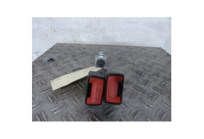 Attache ceinture arriere gauche CITROEN C3 PLURIEL Photo n°1