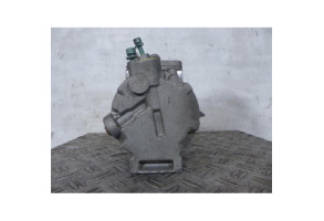 Compresseur clim AUDI A4 1 Photo n°4