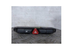 Bouton de warning KIA CEE-D 1 Photo n°1